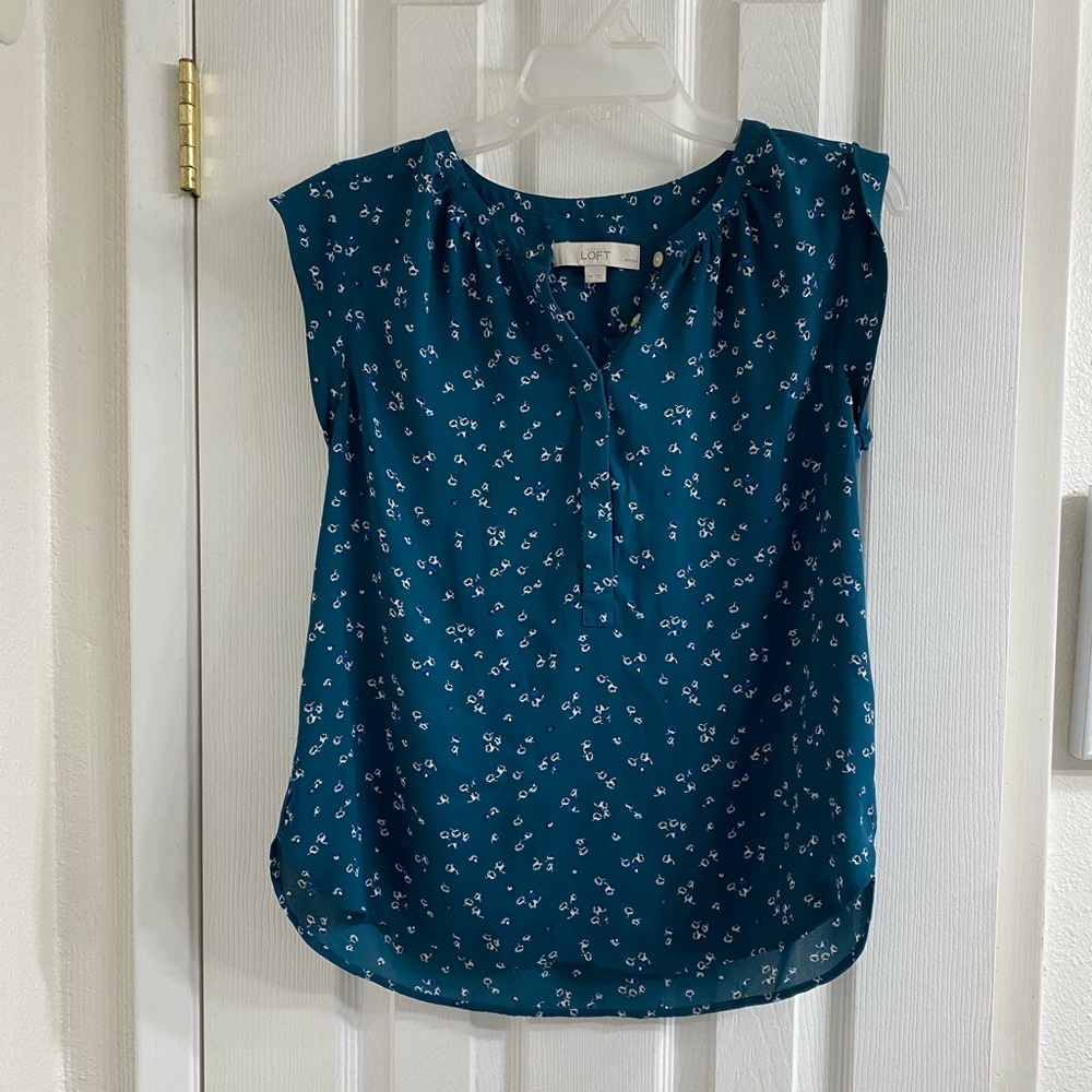 Adorable Babydoll-esque Loft Tank